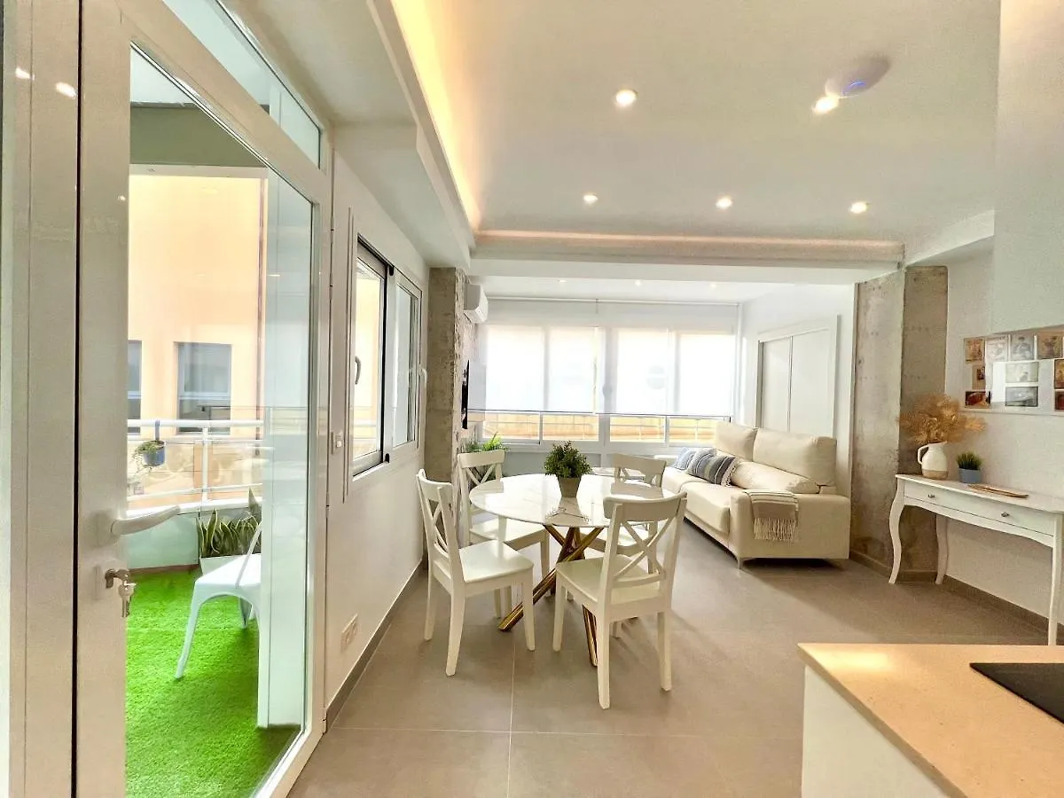 Malagueta Beach III & Terrace By Ele Apartments Malaga